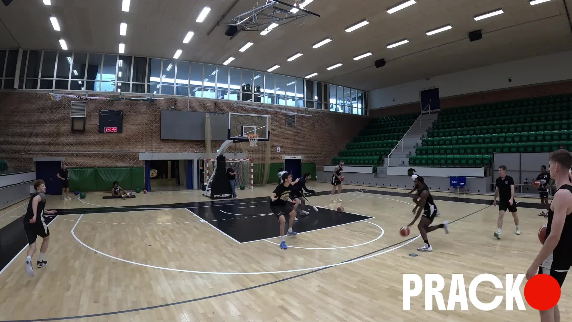 P/R Reads: strong side wing slide cuts thumbnail