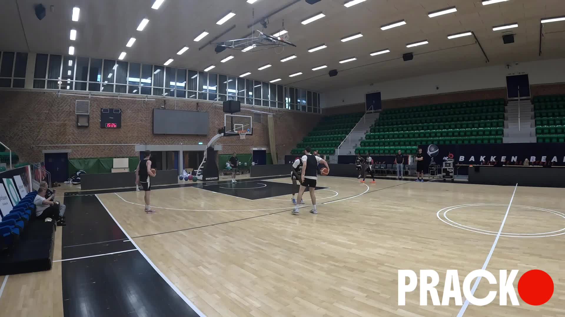 Contest Shooting: around the back wrap shots thumbnail