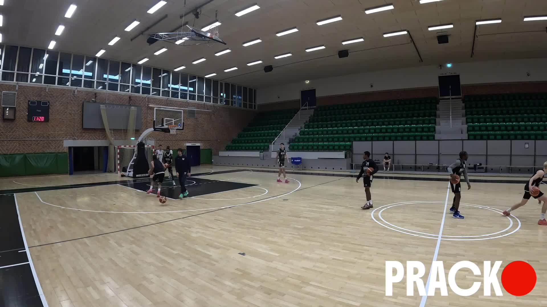 Finishing: floor pick ups thumbnail