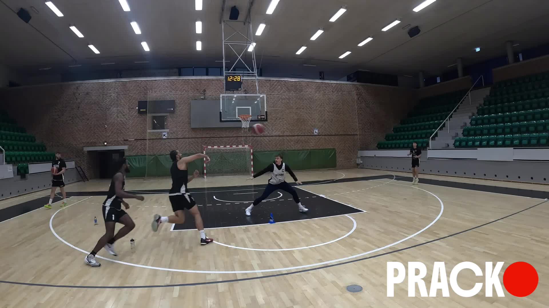 Closeout Defense: 2v2 disadvantage defense start thumbnail