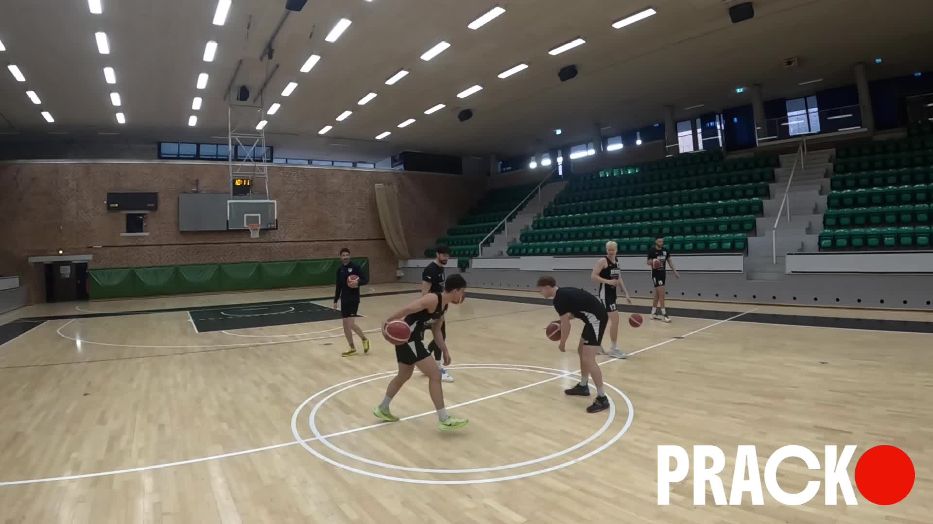 Ball Handling: dribble tag thumbnail